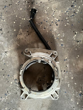 Load image into Gallery viewer, f 225 200 hp Yamaha PULSER COIL PLATE 69J-85580-00-00 four stroke SENSOR 888306T1 2002-2010 YamaMerc