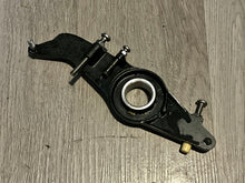 Load image into Gallery viewer, 100 115 125 hp Mercury THROTTLE LEVER spark 44333 44332-c two stroke 1988-1993