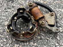 Lade das Bild in den Galerie-Viewer, 40 50 hp Yamaha STATOR 6H4-85510-F0-00 6H4-85510-F9-00 two stroke 3 cyl 1984-1988 some 25 30 hp compatibility