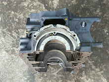 Cargar imagen en el visor de la galería, 250 225 hp Yamaha HPDI CRANKCASE BLOCK w COVER 60X-15100-03-1S 60V-00 two stroke 2005-2009
