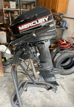 Load image into Gallery viewer, 1999 8 hp Mercury 15” COMPLETE OUTBOARD two stroke Pull-start
