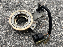 Lade das Bild in den Galerie-Viewer, 40 50 hp Yamaha STATOR 6H4-85510-F0-00 6H4-85510-F9-00 two stroke 3 cyl 1984-1988 some 25 30 hp compatibility