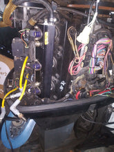 Charger l'image dans la galerie, Moteur hors-bord 135 CV Mercury Optimax 2 temps 20 pouces 1999