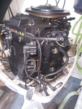 Cargar imagen en el visor de la galería, 200 225 Johnson Evinrude Looper powerhead w good compression