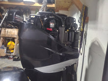 Lade das Bild in den Galerie-Viewer, Twin 350 Mercury 25 inch verado lower LH, RH, trim, pcm, powerhead