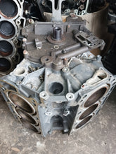 Cargar imagen en el visor de la galería, Honda four stroke powerheads, crankshaft, cylinder head, camshafts