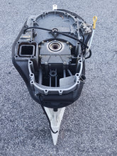 Load image into Gallery viewer, DF 150 175 hp Suzuki 25” midsection assy - ENGINE HOLDER 51110-96J21-YAY, MOUNT OIL SEAL 51120-96J20, DRIVERSHAFT HOUSING 25” XL 52111-96J11-YAY, SWIVEL BRACKET 43111-96J10-YAY, STEERING BRACKET 43750-96J13-YAY four stroke