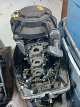 Cargar imagen en el visor de la galería, DT 25, 30 C suzuki powerhead w good compression 88-2003