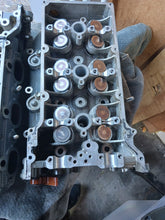 Load image into Gallery viewer, Df 200 225 250 Suzuki 6 cylinder heads,block,crankshaft