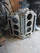 Load image into Gallery viewer, Df 200 225 250 Suzuki 6 cylinder heads,block,crankshaft