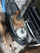 Cargar imagen en el visor de la galería, DT dt 150hp, 175, 200, 225, 250 Suzuki 25 inch lower unit standard rotation