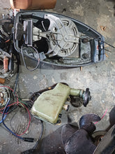 Load image into Gallery viewer, 25, 30 hp yamaha two stroke 2 and 3 cylinder parts