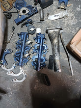 Cargar imagen en el visor de la galería, 9.9, 15, 12, 18 hp tohatsu nissan parts two stroke