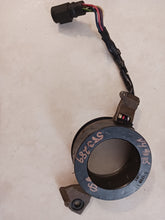 Cargar imagen en el visor de la galería, V-4 90 115 Johnson Evinrude timer base 0583289  583289