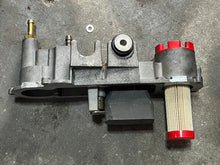 Cargar imagen en el visor de la galería, 115 hp Mercury Optimax VST COVER 889317T02 FLOAT 889320A1 two stroke DFI compatible 75 - 225 hp