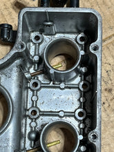 Lade das Bild in den Galerie-Viewer, 40 50 hp Nissan Tohatsu 3T5B022400 AIR BOX 40a 50b 2001-2017 two stroke CRANK POSITION SENSOR 3T5061450 two stroke