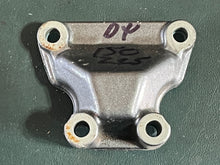 Cargar imagen en el visor de la galería, DT 150 200 hp Suzuki THERMOSTAT COVER 17681-87D00-0ED two stroke v6 carbureted 1987-2003 some 90 100 175 225 compatible