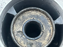 Load image into Gallery viewer, Volvo Penta SX Solas 14 1/4 x 22P RH PROPELLER 3-Blade prop 19 spline