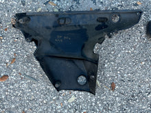 Load image into Gallery viewer, DF 30 25 hp Suzuki side covers FRONT PANEL 61830-94L00-YAY 61810-94L00-YAY four stroke 2017-2024