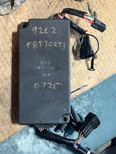 Cargar imagen en el visor de la galería, DT 225 hp suzuki efi ICM Ignition Control Module unit 92E2 f8t30293 32910-92e20  sup: 32910-92E00 two stroke
