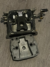 Load image into Gallery viewer, 90 hp Johnson Evinrude CARBURETOR SET two stroke 1982 v4 328811 327889 393770 393769