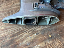 Lade das Bild in den Galerie-Viewer, 150 200 hp Yamaha 25” MIDSECTION two stroke 2.6 hpdi 2000-2005 UPPER CASING 6E5-45111-23-8D SWIVEL 64E-43311-20-8D CLAMPS 64E-43111-02-8D 64E-43112-02-8D