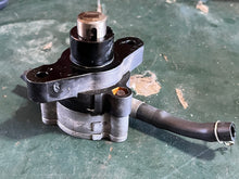Load image into Gallery viewer, f 90 75 hp Yamaha FUEL PUMP 6D8-24410-00-00 four stroke 2005-2011 some compatibility with 115 hp