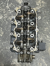 Cargar imagen en el visor de la galería, PARTS BF 40 35 hp Honda CYLINDER HEAD ASSY 12010-ZV5-010ZA four stroke pre-1997-2003 FUEL PUMP 16700-ZW1-004 OIL PUMP 15100-ZV5-000