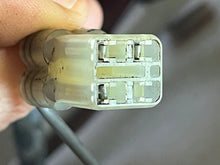 Load image into Gallery viewer, 75 90 hp Yamaha TRIM angle SENDER 6H1-83672-11-00 two stroke 1994-2000