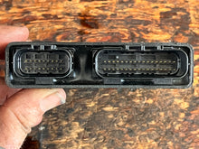 Load image into Gallery viewer, f 115 hp Yamaha ECU CONTROL UNIT 6EK-8591A-00-00 6EK-00 four stroke 2014-2018 supersedes to 6EK-8591A-01-00