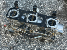 Load image into Gallery viewer, 90 75 hp Yamaha 6H1-14301-15-00 CARBURETOR set 14302 14303, 6H1-13641-02-94 MANIFOLD, 688-13610-00-00 REED VALVE two stroke 1985-1991