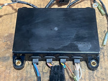 Load image into Gallery viewer, 200 hp Yamaha CDI UNIT CU2681 61H-85540-00-00 Two Stroke 1990-1993 150 175