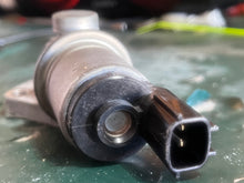 Cargar imagen en el visor de la galería, DF 115 140 hp Suzuki intake IAC VALVE 18137-77E00 Four Stroke 2001-2021 some compatibility 90 100 hp