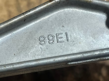 Load image into Gallery viewer, DF 60 70 HP Suzuki 31911-99e00 Starter Bracket 1998-2009 four stroke