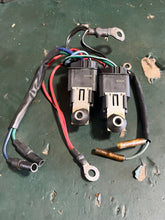 Cargar imagen en el visor de la galería, 225 250 300 hp Mercury TRIM HARNESS 8” 826802A2 two stroke EFI 1994