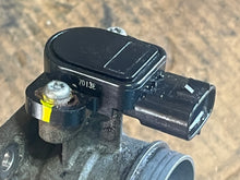 Lade das Bild in den Galerie-Viewer, vf 90 75 hp Yamaha THROTTLE BODY 6FP-13751-00-00 2017-2022 four stroke