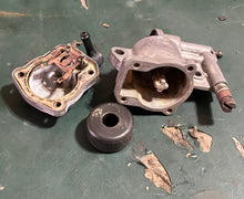 Cargar imagen en el visor de la galería, DT 150 175 200 225 Suzuki starter valve assy 13400-87D12 NLA two stroke 90 100 compatible
