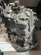 Cargar imagen en el visor de la galería, BF 115 130 hp Honda Cylinder Block w rotating assy 1997 Four stroke