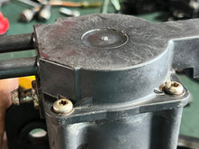 Cargar imagen en el visor de la galería, 200 225 250 300 HP Evinrude Etec 5006063 FLOAT CHAMBER vst Two Stroke