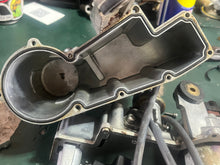 Load image into Gallery viewer, 250 hp Yamaha OX66 VST FLOAT CHAMBER W TOP 66K-14980-00-00 & FUEL PUMP 67H-13907-00-00 Two Stroke v6 150 - 225 hp 1999-2003