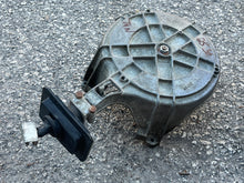 Cargar imagen en el visor de la galería, 25 30 hp Tohatsu Nissan 346050001 RECOIL STARTER two stroke 2003 MISSING RUBBER HANDLE