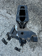 Cargar imagen en el visor de la galería, 8 hp Mercury DRIVESHAFT HOUSING SHORT 822154A1 two stroke 1987-1996 CLAMPS 8894A8 8894A6 SWIVEL 42213A24