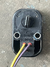 Cargar imagen en el visor de la galería, 350 hp Mercury Verado MOUNT CRADLE TRIM SENSOR 8M0010626 four stroke 200-400 hp
