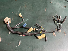 Cargar imagen en el visor de la galería, BF 50 40 hp Honda 32520-ZV5-821 REMOTE CONTROL CABLE harness GREY CONNECTOR NLA BAYS BAZS outboard four stroke 1997+