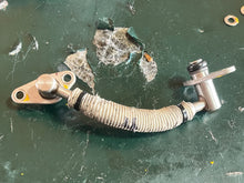 Load image into Gallery viewer, 250 hp Yamaha FUEL PIPE 4 w two stroke HPDI 3.3 liter 2003-2008 60V-13974-00-00 some compatibility 225 300 hp