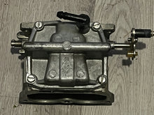 Load image into Gallery viewer, 90 hp Johnson Evinrude CARBURETOR SET two stroke 1982 v4 328811 327889 393770 393769 56C JETS