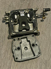 Load image into Gallery viewer, 90 hp Johnson Evinrude CARBURETOR SET two stroke 1982 v4 328811 327889 393770 393769