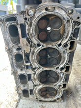 Load image into Gallery viewer, f 115 hp Yamaha CYLINDER HEAD ASSY 68V-11110-01-94 four stroke 2004 without cams