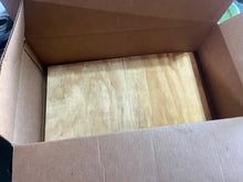 Load image into Gallery viewer, sold ebay aug2025——5.0 5.7 Liter OMC 1989 cylinder head #1 3853852 985431 Valve Cover 0986748 volvo