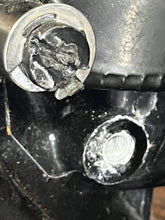 Cargar imagen en el visor de la galería, sold local feb28-2026—-135 - 225 hp Mercury 826729A2 Power Trim Tilt Assy 3-wire 1993-up TWO STROKE black max MANUAL RELEASE NEEDS REPLACING